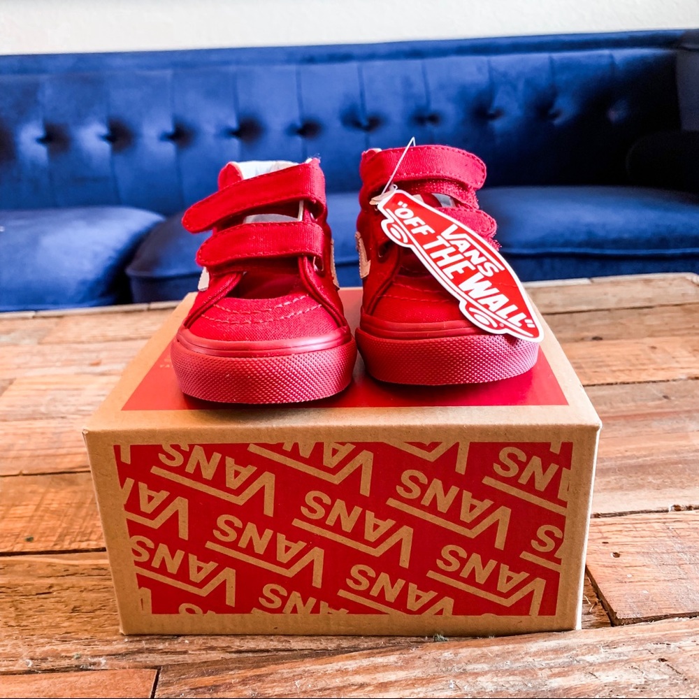 Baby boy vans size 4.5 BNIB